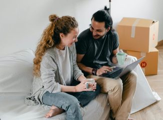 pexels-ketut-subiyanto-4245923