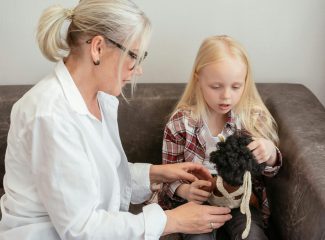 pexels-mikhail-nilov-8307538